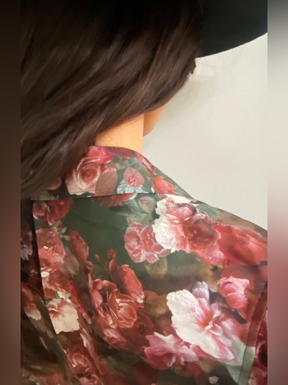 NEW L'AGENCE MULTI FLORAL TYLER SILK BUTTON DOWN BLOUSE - Picture 4 of 15